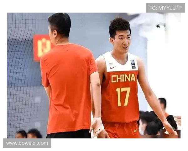 孙铭徽领衔新生代控卫崛起引领中国男篮重塑快速进攻体系 孙铭徽领衔新生代控卫崛起引领中国男篮重塑快速进攻体系