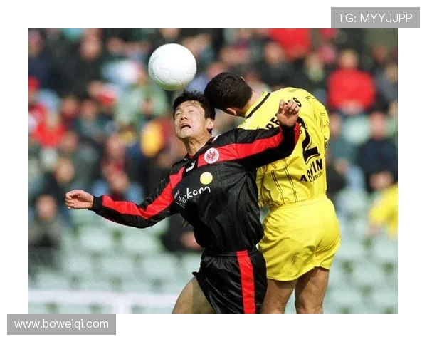 杨晨以奋斗精神书写中国足球留洋传奇激励新一代青年追梦未来